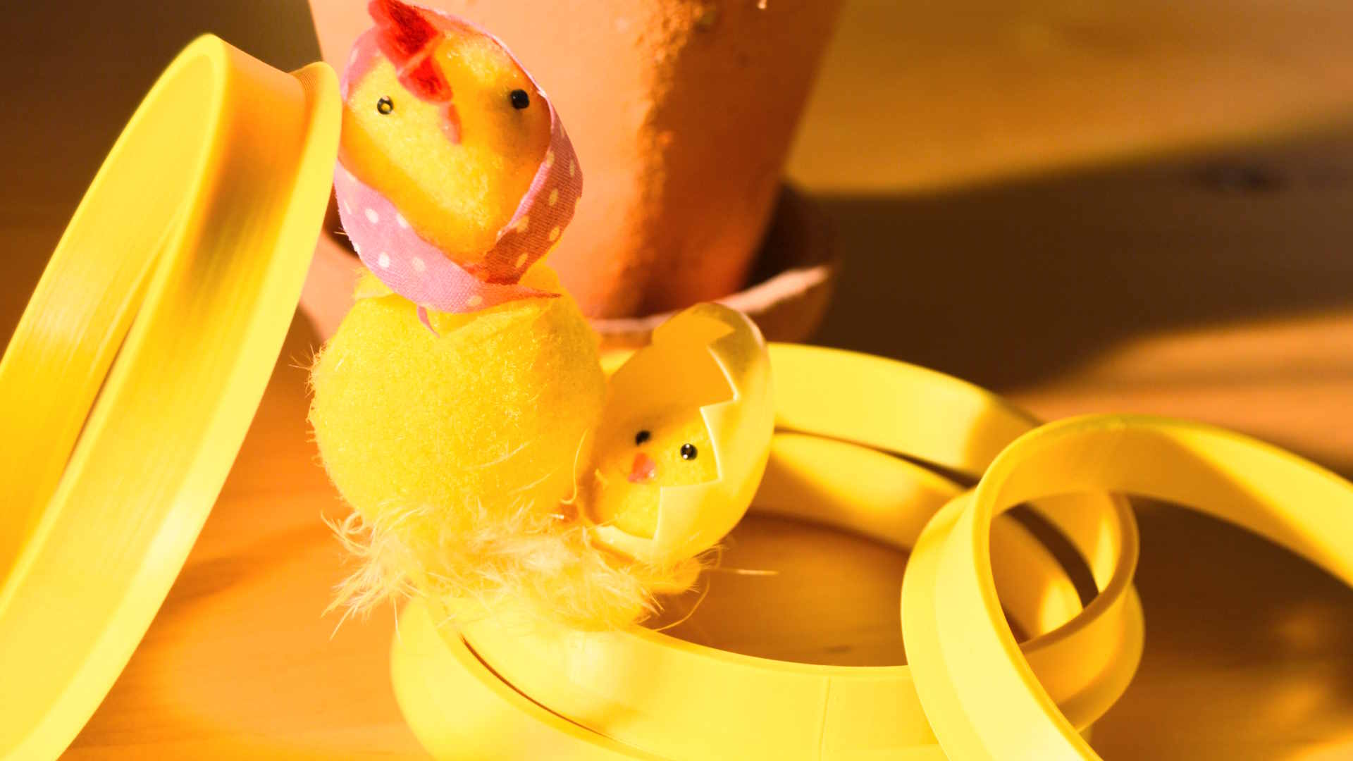 Påskfint med custom centrumringar i gult!